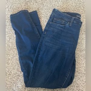 Women’s Universal Threads Mid-Rise Skinny Jeans